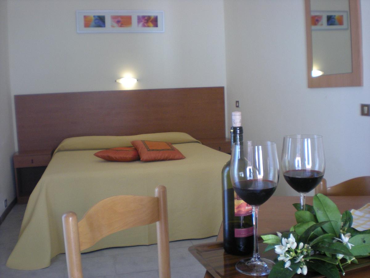 Villaggio Artemide Giardini Naxos Room photo