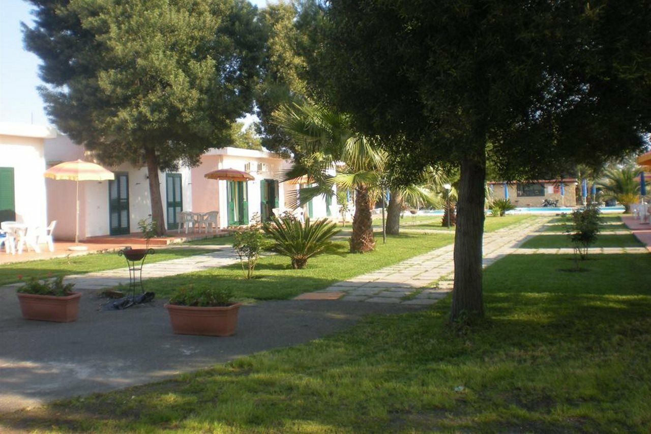 Villaggio Artemide Giardini Naxos Exterior photo