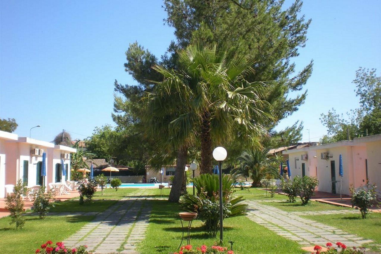 Villaggio Artemide Giardini Naxos Exterior photo