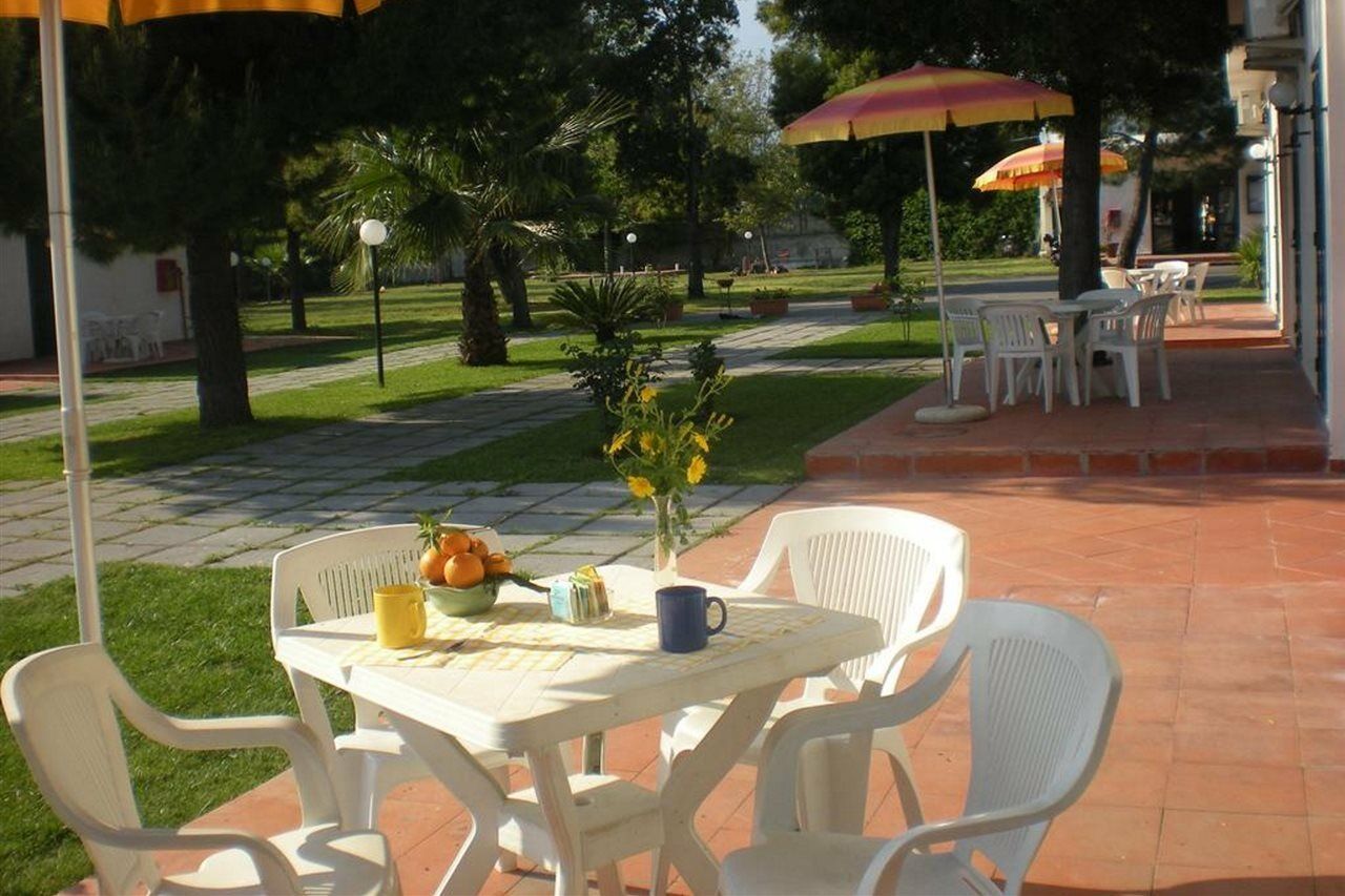 Villaggio Artemide Giardini Naxos Exterior photo